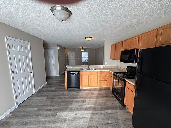 2nd image of 31 Chesterfield Ct
