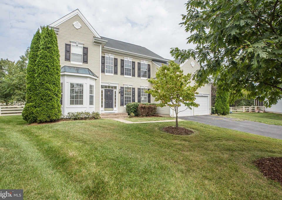 1st image of 35790 Chapel Hill Ct