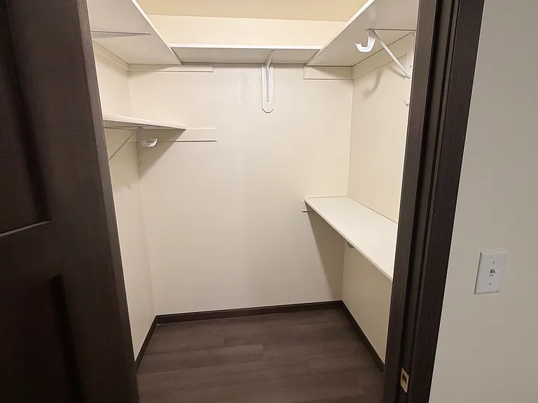 2421 Iowa St — Photo 13