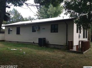22899 5th St NW, New London, MN 56273