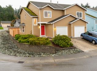 972 NW Quarterdeck Loop #21-A, Oak Harbor, WA 98277