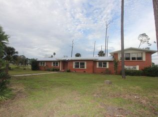 1302 Monument Ave, Pt Saint Joe, FL 32456