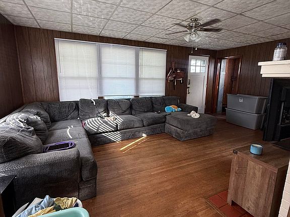 2nd image of 1008 Central Ave