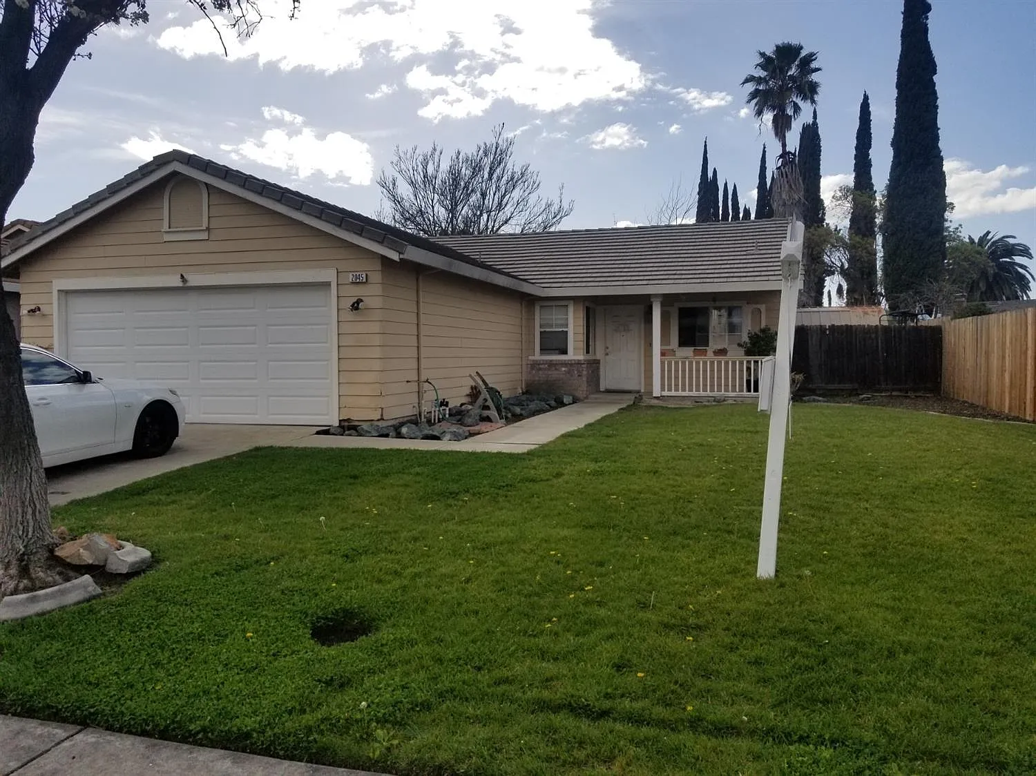 2045 Florentine Way photo 1