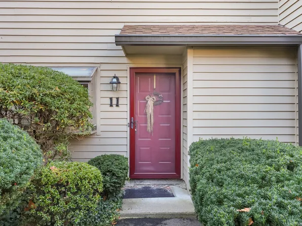 150 Hope Street APT 11, Stamford, CT 06906