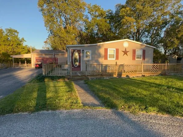 1524 N Main St #1524, Fairmount, IN 46928