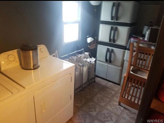 3rd image of 114 Lake Ave Floor 1