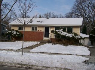 430 E North Broadway St, Lombard, IL 60148