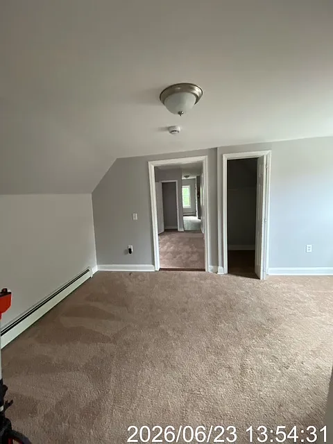 2 bed, 995 sqft, $1,800 — Photo 3