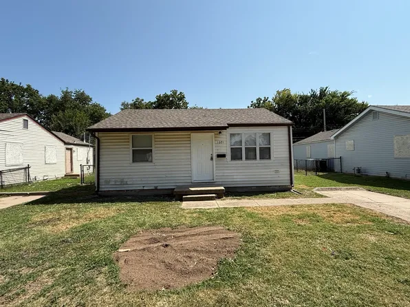 1601 E Arnold St, Wichita, KS 67214