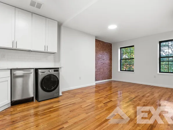 693 Quincy St #3A, Brooklyn, NY 11221