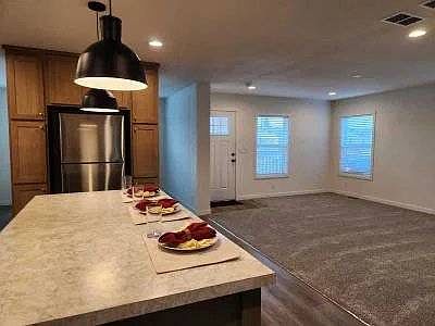 4th image of 1000 McKern Ct #18