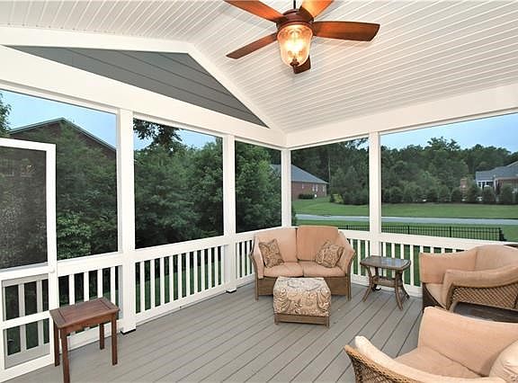 Vaulted ceiling and a ceiling fan to keep you cool this summer