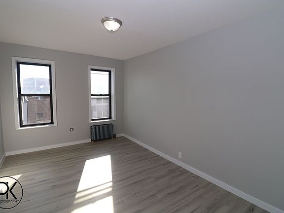 5th image of 171 Greenpoint Ave #4RT