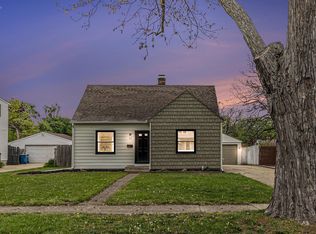 1423 Royce Ave, Kalamazoo, MI 49001