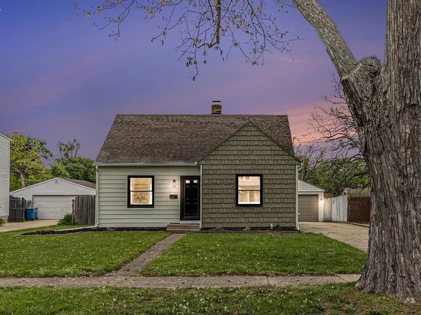 1423 Royce Ave, Kalamazoo, MI 49001