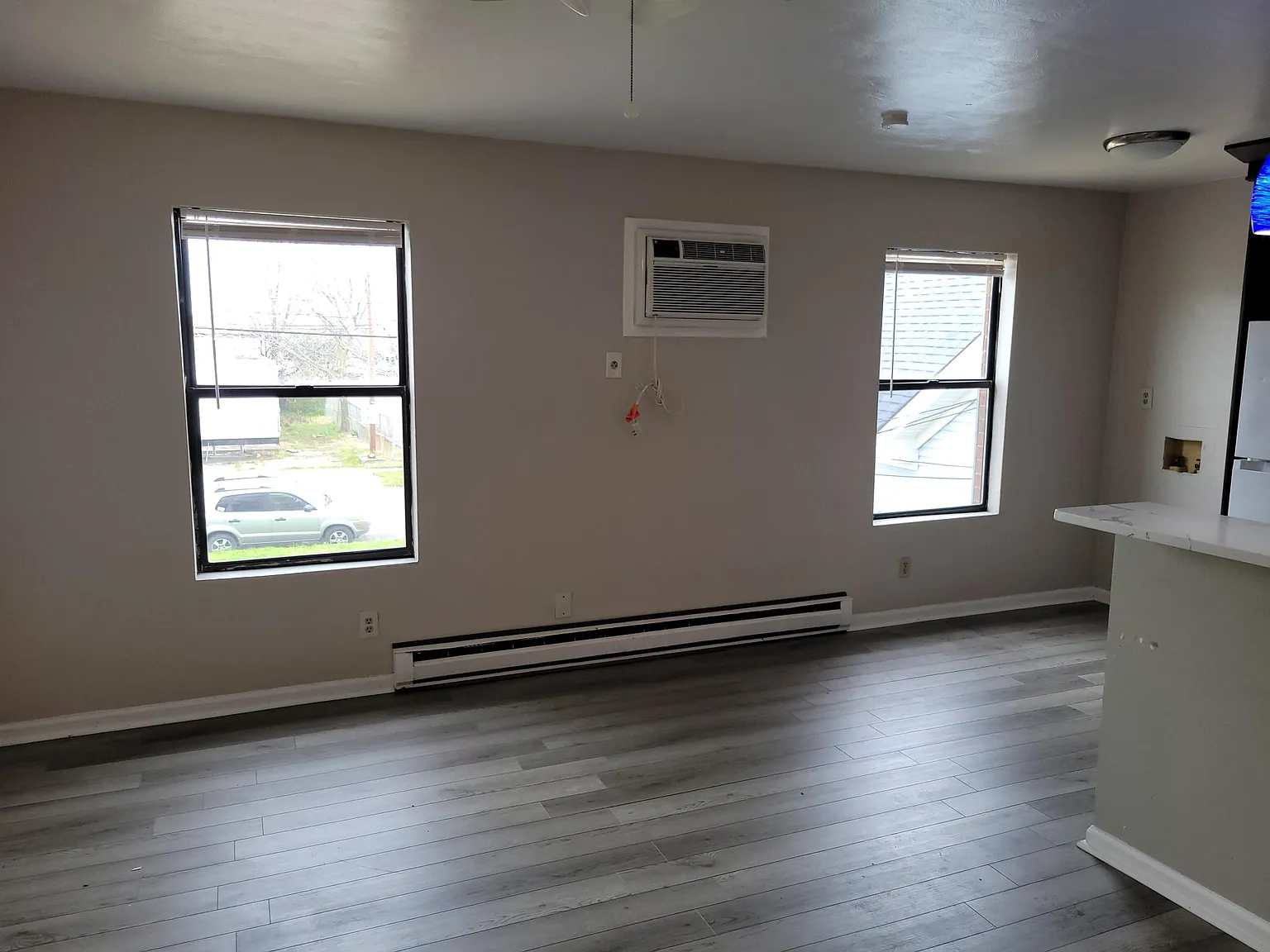 117 W Balview Ave — Photo 4