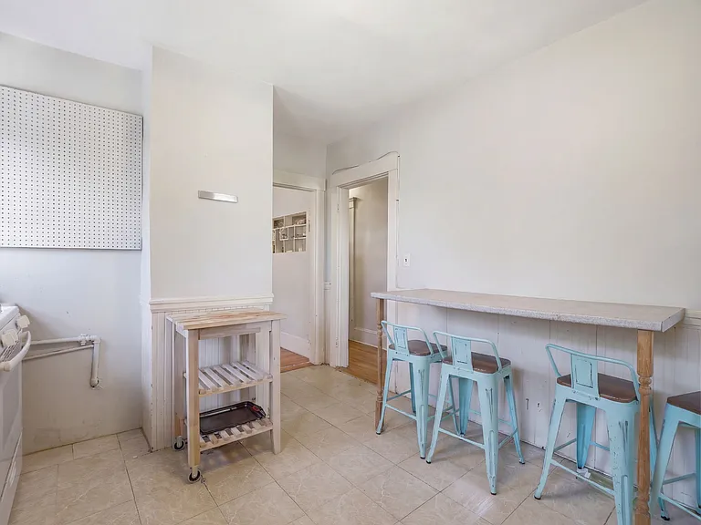 19 Irma Ave #3 — Photo 9