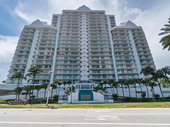 5900 Collins Ave APT 1406, Miami Beach, FL 33140