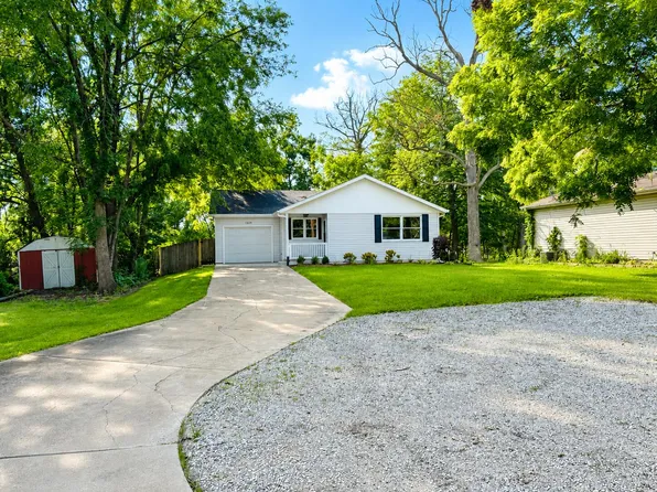 1020 Sievert St, Porter, IN 46304