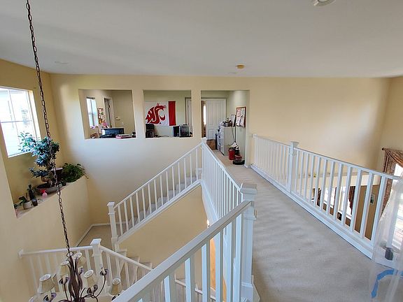 5th image of 1115 240th Way SE