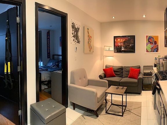 2nd image of 7 W 108th St #4D4