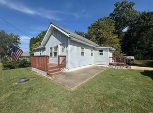 1119 S 1st St, Dugger, IN 47848