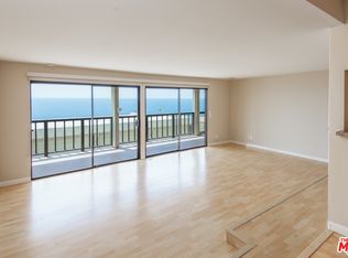 18057 Coastline Dr APT 5, Malibu, CA 90265