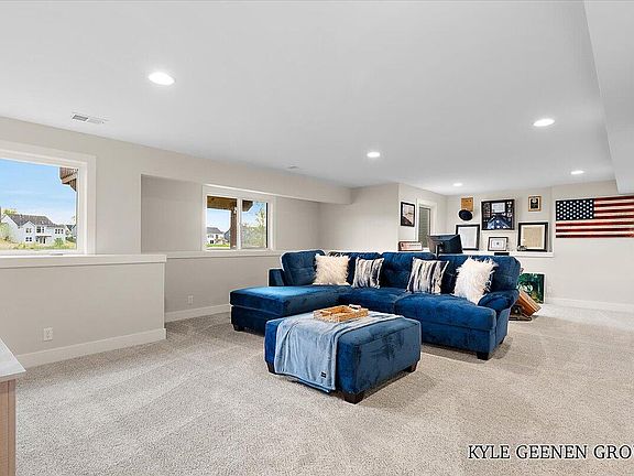5th image of 4745 W Lake Dr