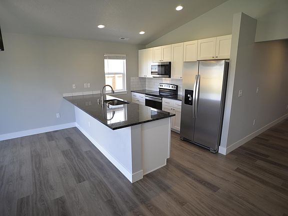 2nd image of 8023 E Nora Ave