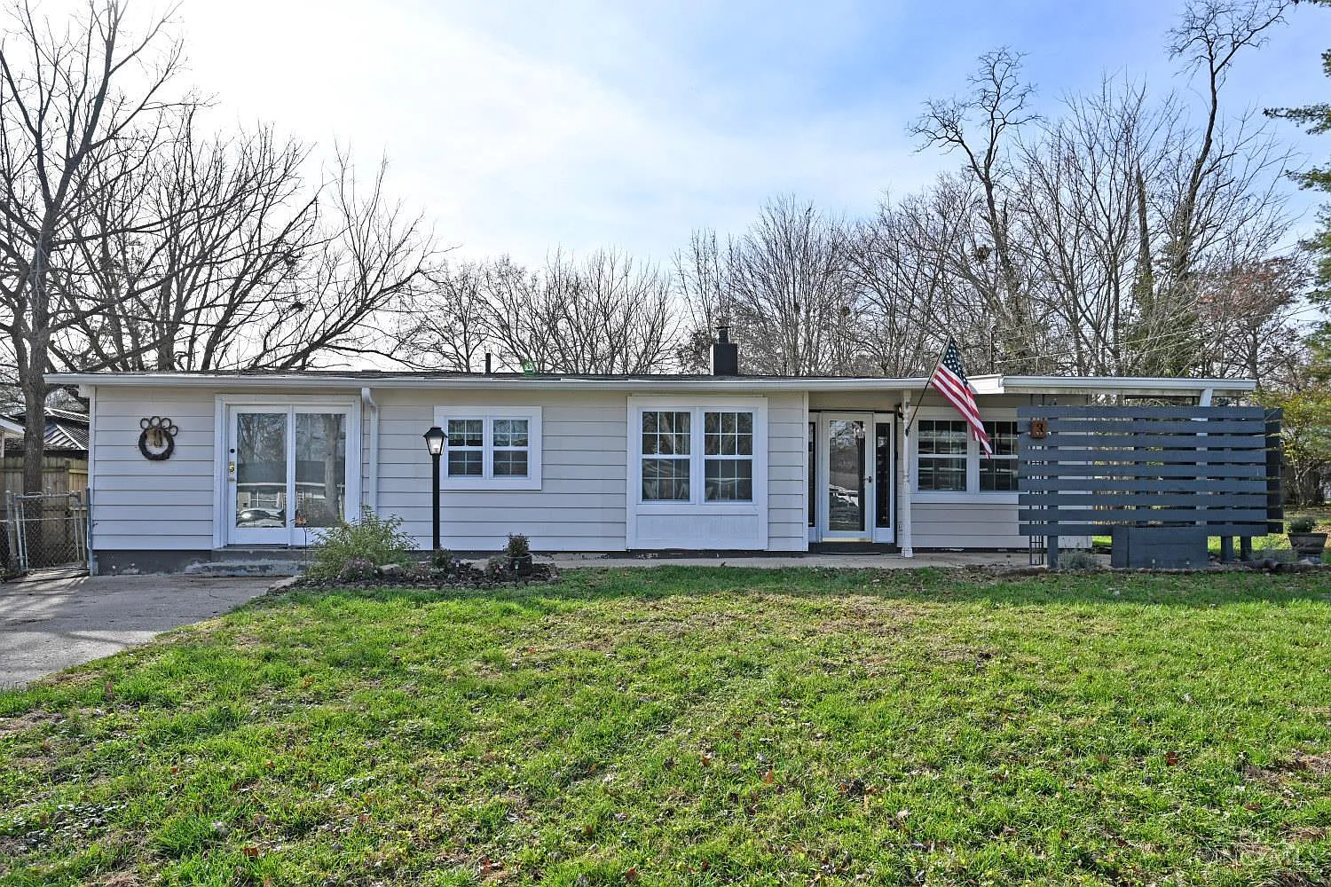 3 Apache Ct photo 1