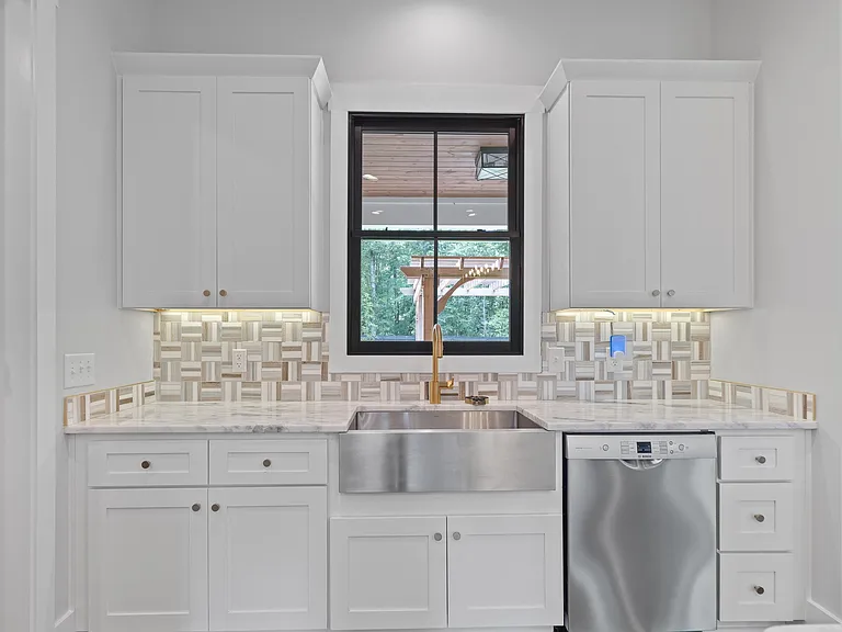135 Harmony Bay Dr — Photo 10
