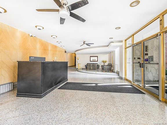 3rd image of 601 Kappock St APT 2M
