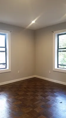 Rented by Lang Realty LLC | media 6