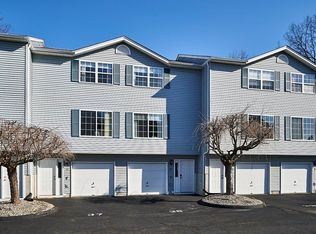 38 Waters Edge Dr #38, Ludlow, MA 01056