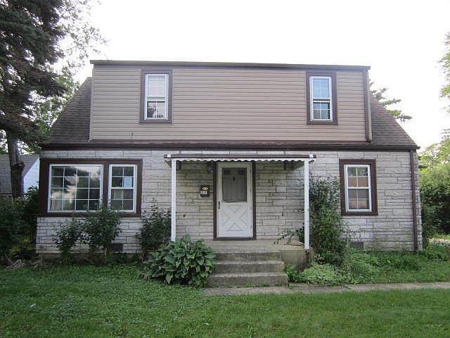 1st image of 217 Wagner Dr