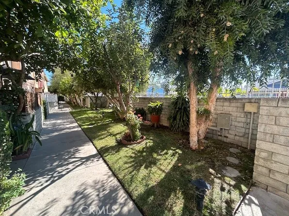 15044 Nordhoff St Unit 6, North Hills, CA 91343