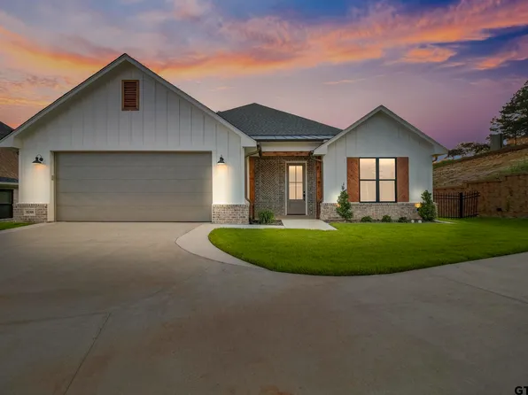 9244 Villas Ct, Tyler, TX 75703