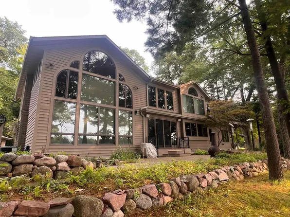 N2598 Norris Ln, Waupaca, WI 54981