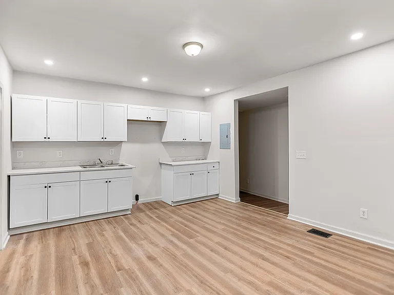 715 Corinth Rd — Photo 34