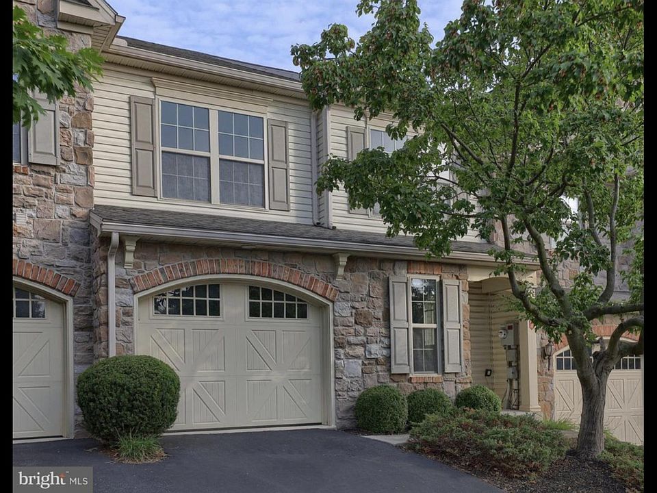 1st image of 496 Nursery Dr S