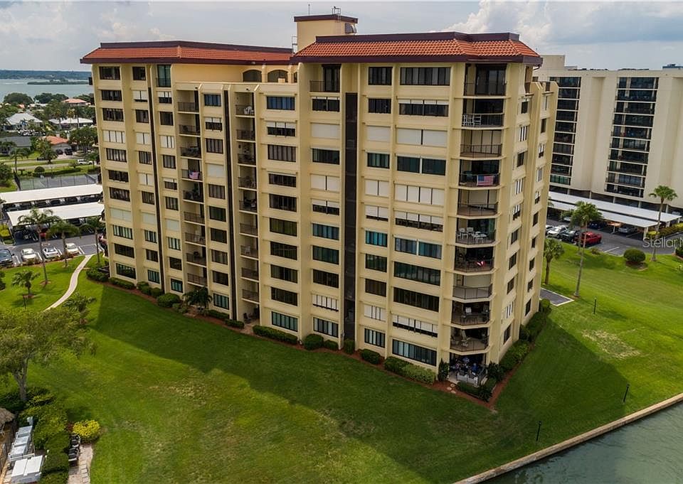 1st image of 700 Island Way APT 1004