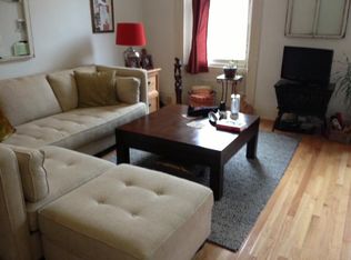 1732 Green St APT 2F, Philadelphia, PA 19130