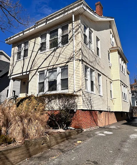 185 Goldsmith Ave #2 — Photo 19