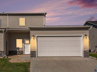 6221 S Alki Pl, Sioux Falls, SD 57108
