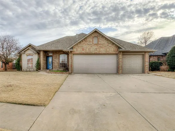 10604 NW 37th St, Yukon, OK 73099