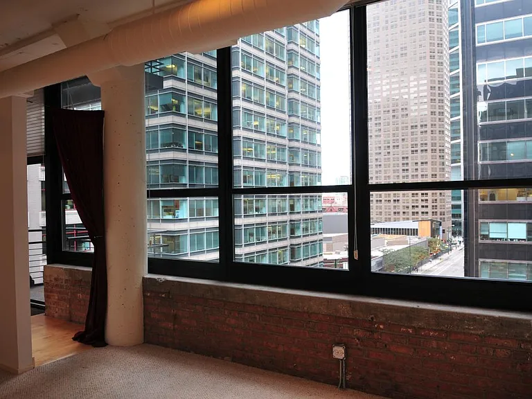 130 S Canal St #5 — Photo 19