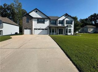 4001 Riverchess Dr SW, Atlanta, GA 30331