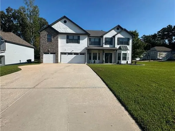4001 Riverchess Dr SW, Atlanta, GA 30331