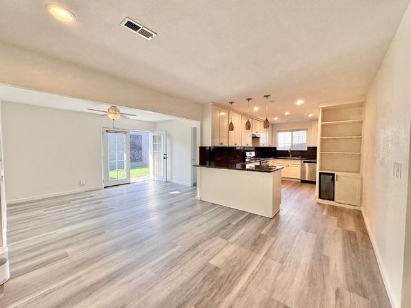 33239 Lake Oneida St